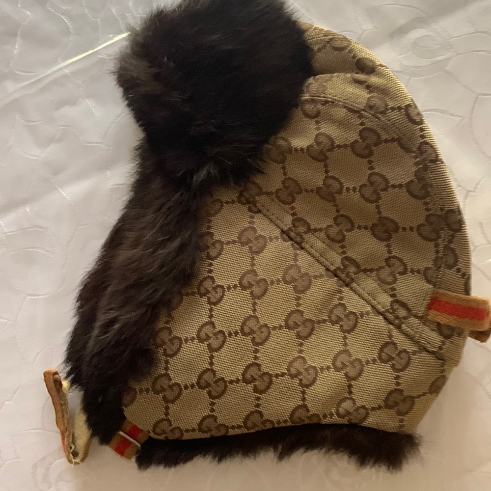 Adorable stylish Gucci baby hat!!! Unisex!!! So cute